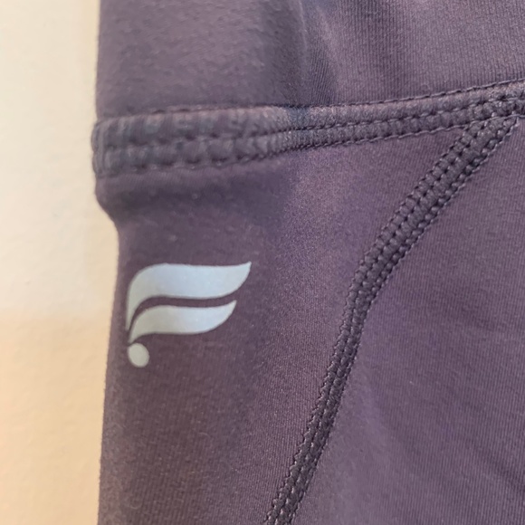 Fabletics Leggins with Rouched Sides - Picture 3 of 5